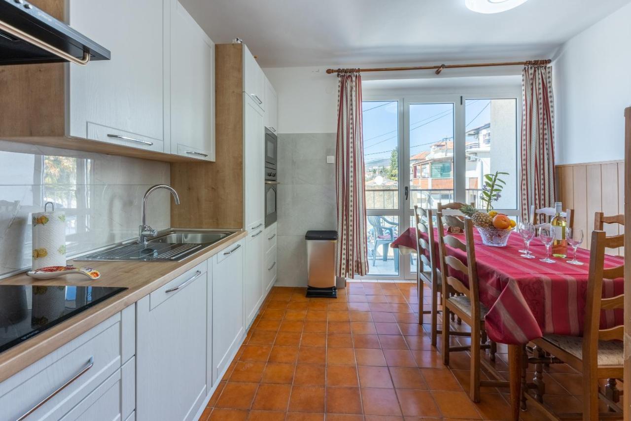 Apartment Mira "Pet Friendly" Crikvenica Bagian luar foto