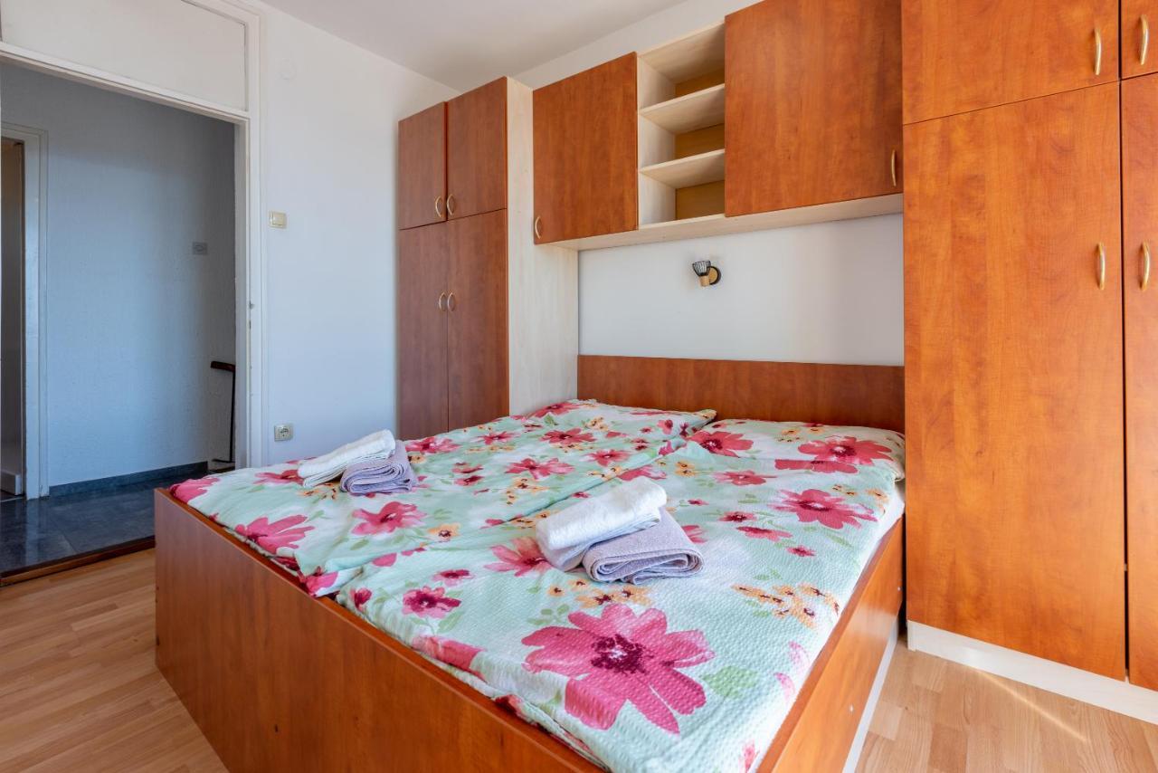Apartment Mira "Pet Friendly" Crikvenica Bagian luar foto