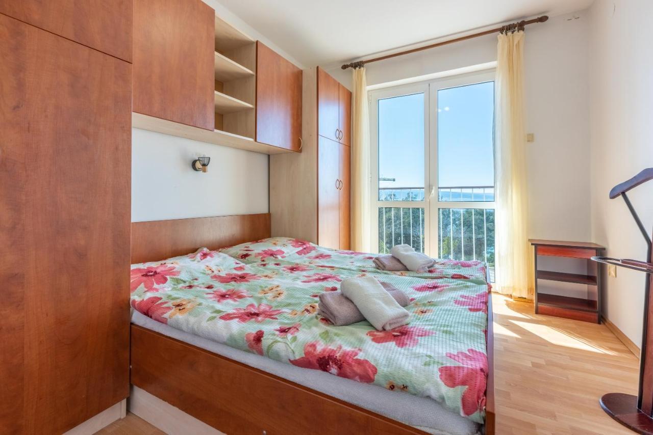 Apartment Mira "Pet Friendly" Crikvenica Bagian luar foto