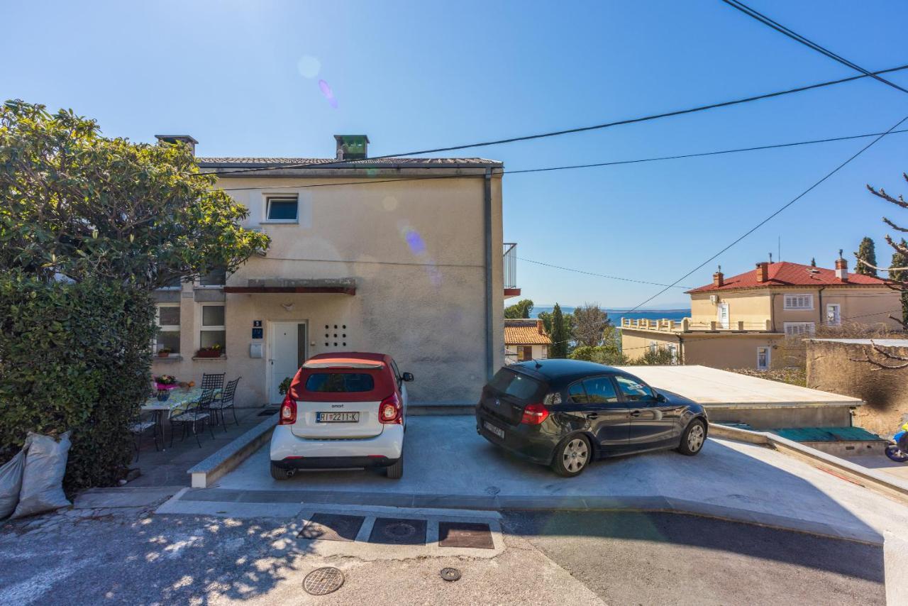 Apartment Mira "Pet Friendly" Crikvenica Bagian luar foto